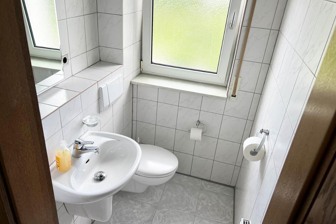 Cozy Worker Apartments Нидеркассель Экстерьер фото