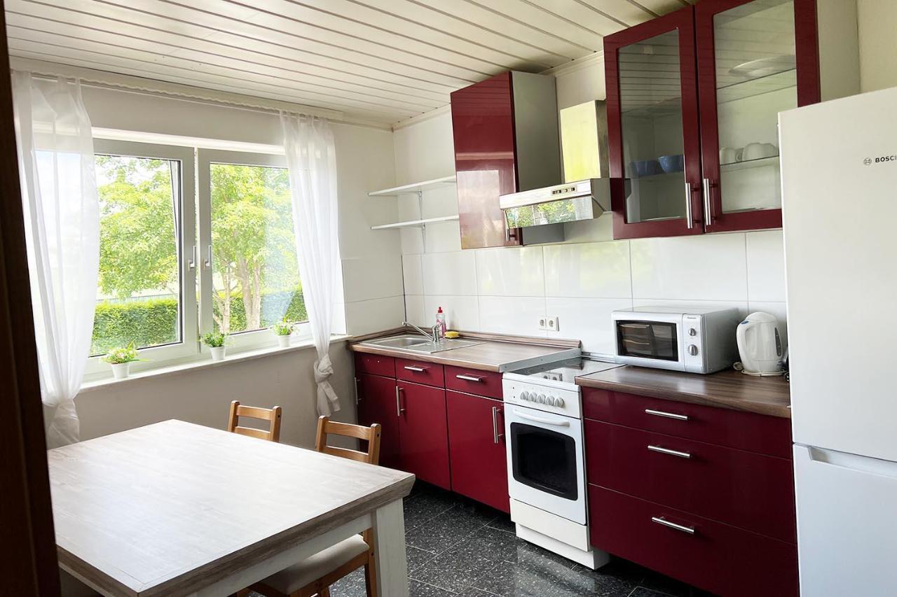 Cozy Worker Apartments Нидеркассель Экстерьер фото