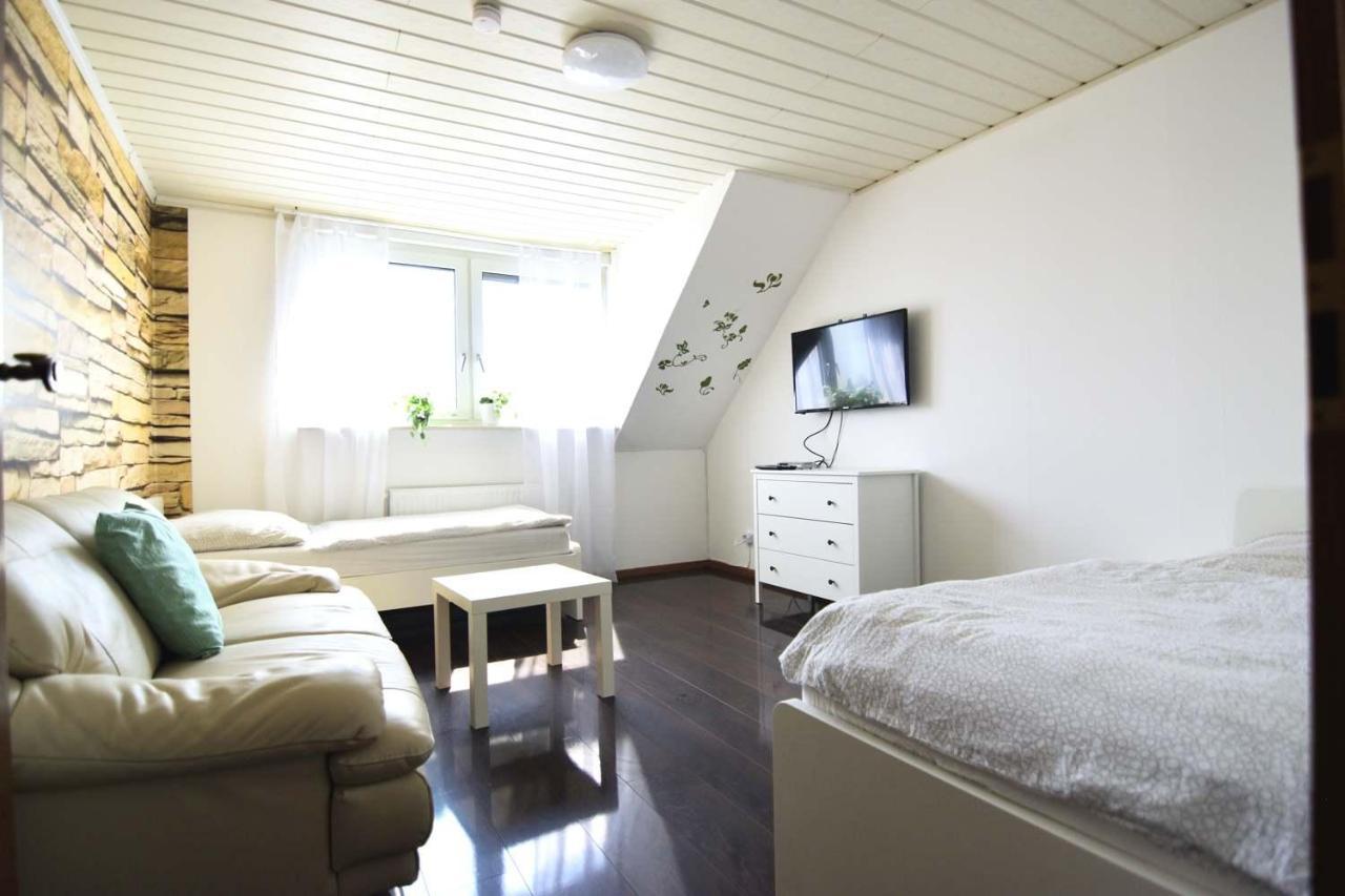 Cozy Worker Apartments Нидеркассель Экстерьер фото