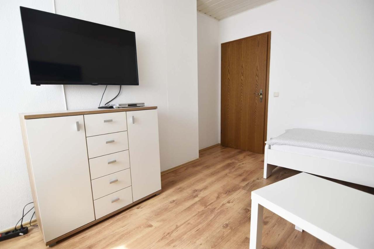 Cozy Worker Apartments Нидеркассель Экстерьер фото