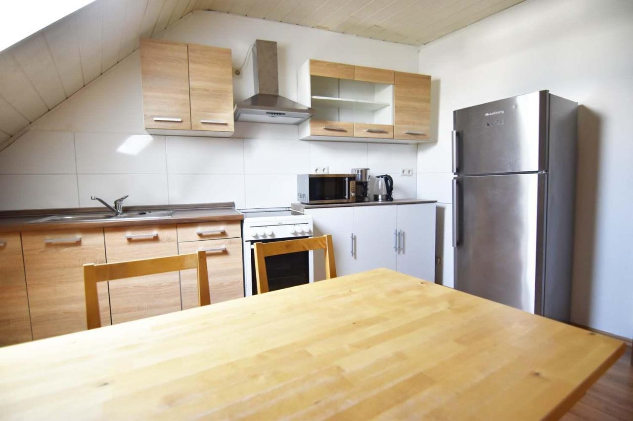 Cozy Worker Apartments Нидеркассель Экстерьер фото