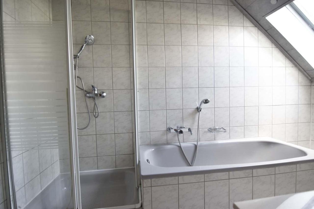 Cozy Worker Apartments Нидеркассель Экстерьер фото